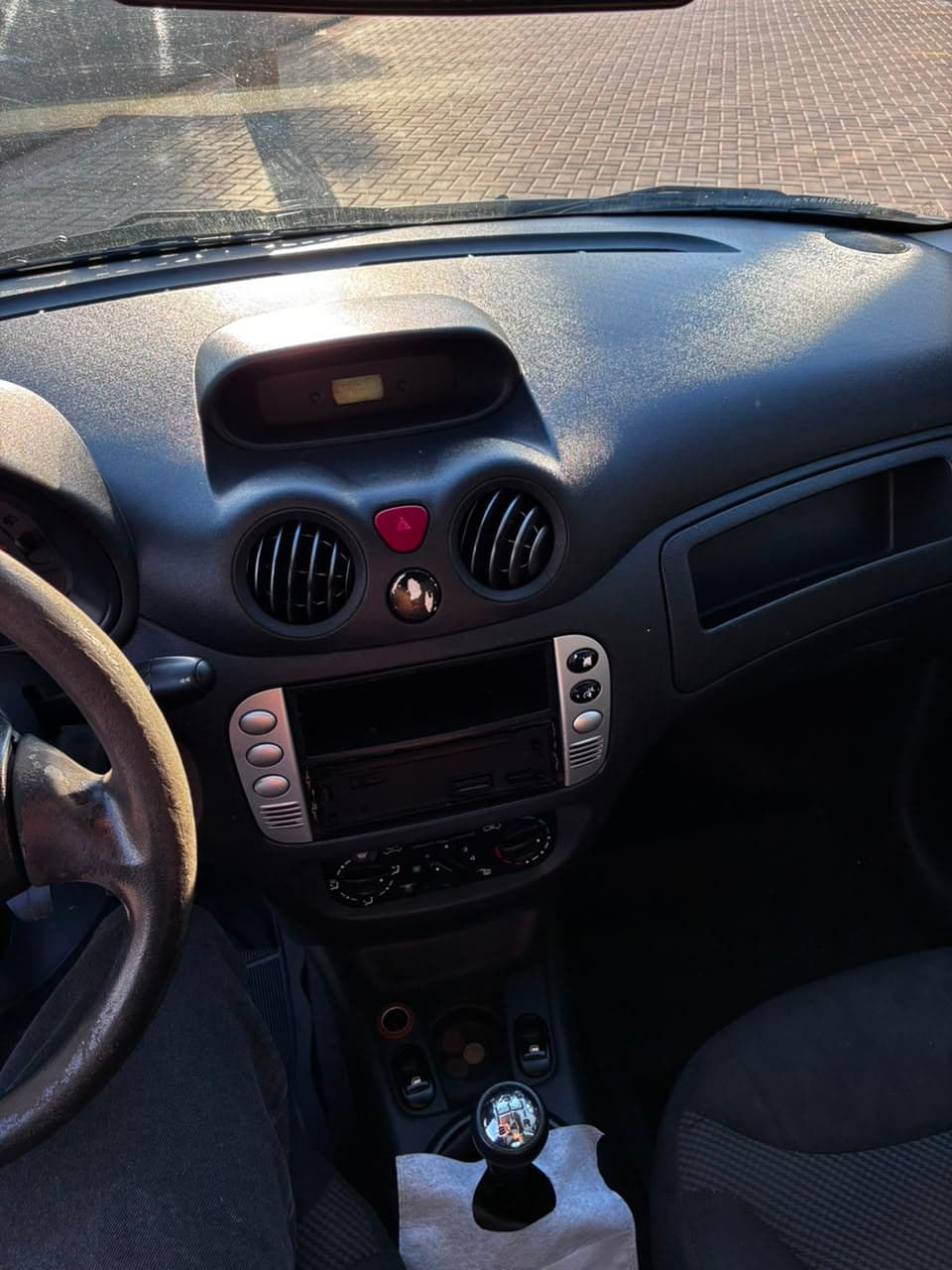CITROËN C3 GLX 14 FLEX - Miniatura 12