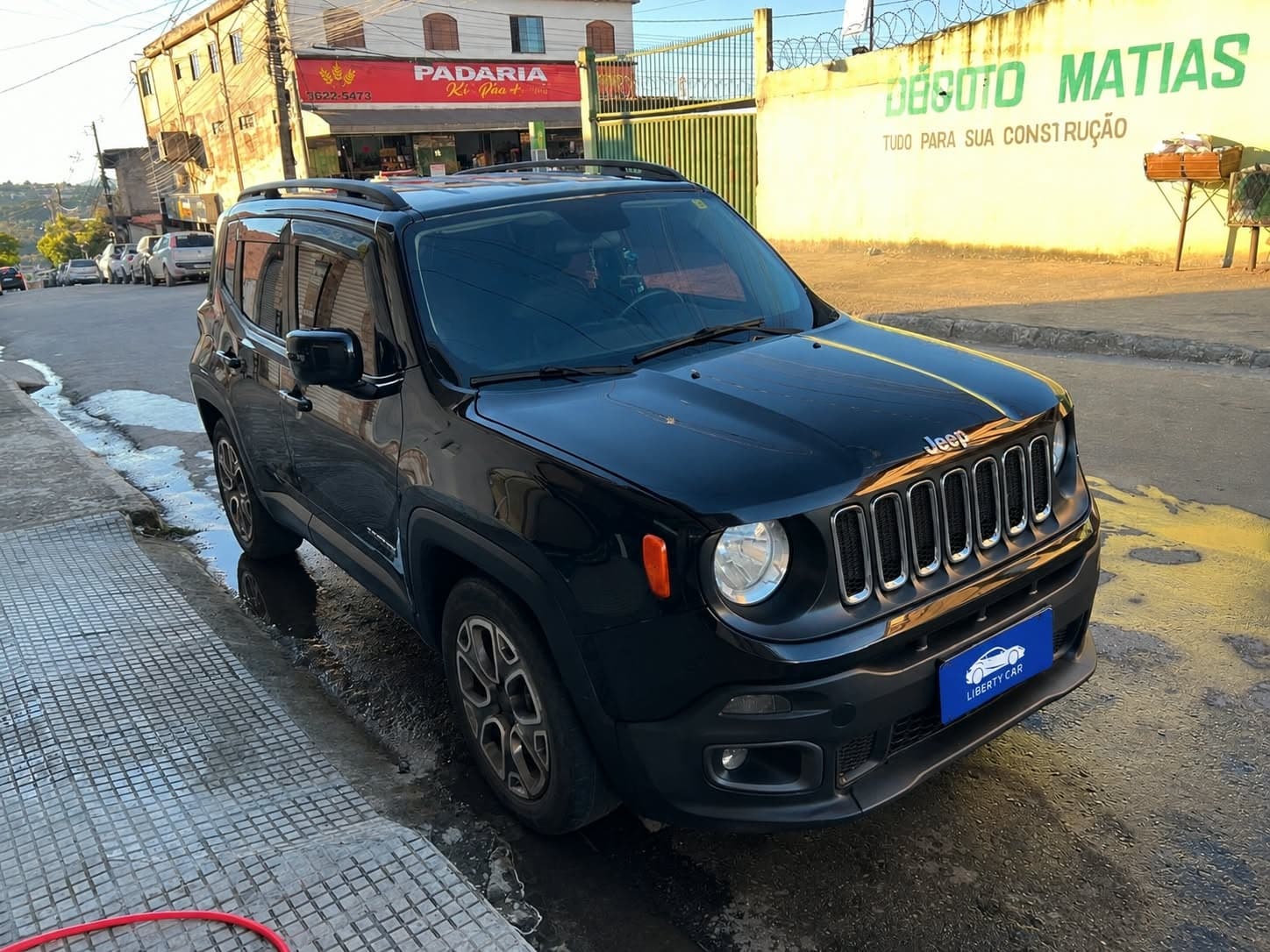 JEEP RENEGADE LNGTD AT - Miniatura 2